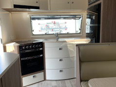 All extras
								<br>As New Condition Throughout
								<br>Dealers Comment Great Layout